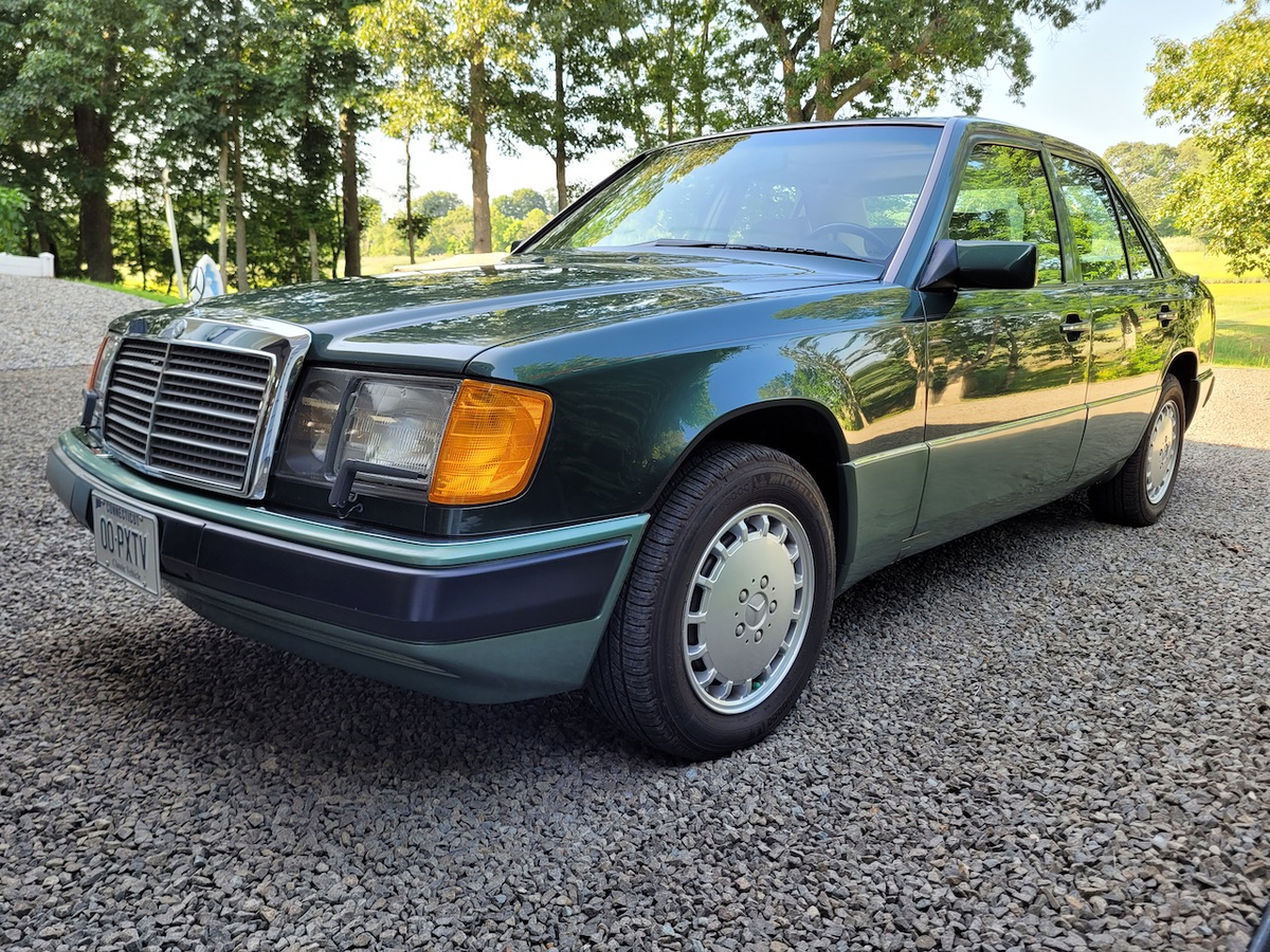 1990 Mercedes-Benz 300E For Sale