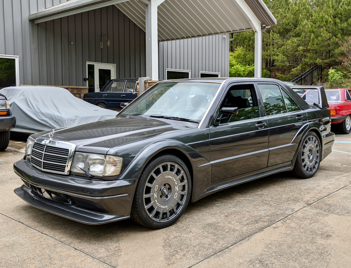 Mercedes hammer wagon. Мерседес 1991.