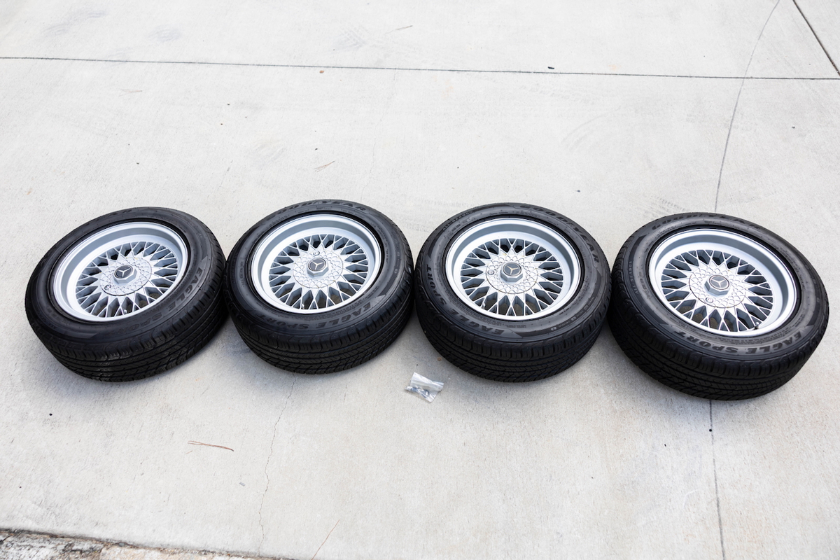 Mesh Style Rims NO RESERVE: 16