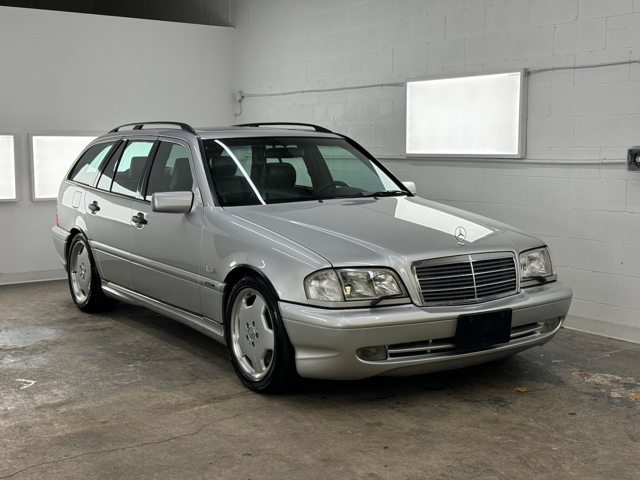 メルセデス・ベンツ C43 AMG ステーションワゴン 1999 1999 Mercedes-Benz C43 AMG Wagon - S202 Market - CLASSIC.COM