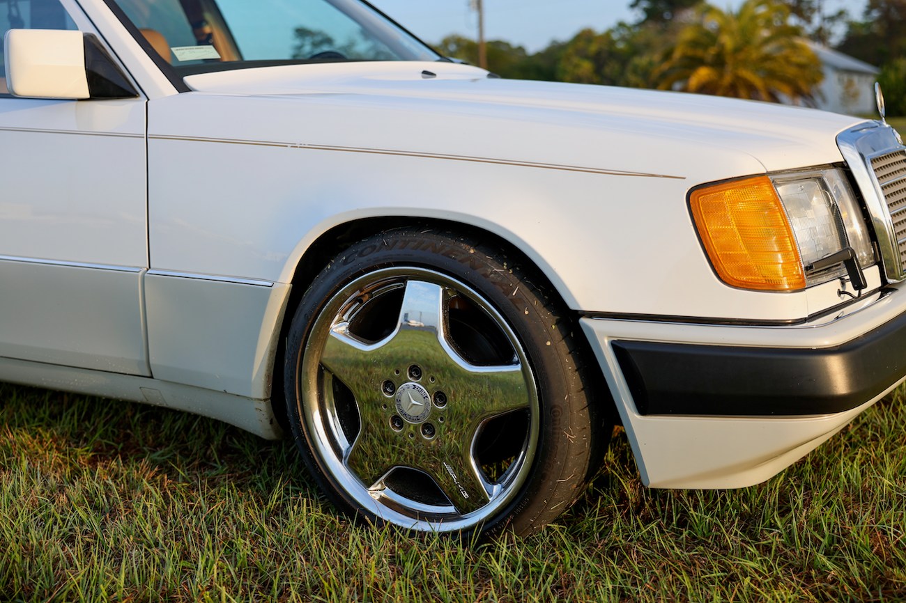 【廃盤・新品未開封・入手困難】EPMD / We Mean Business 1992 Mercedes-Benz 300TE 5-Speed For Sale | The MB Market