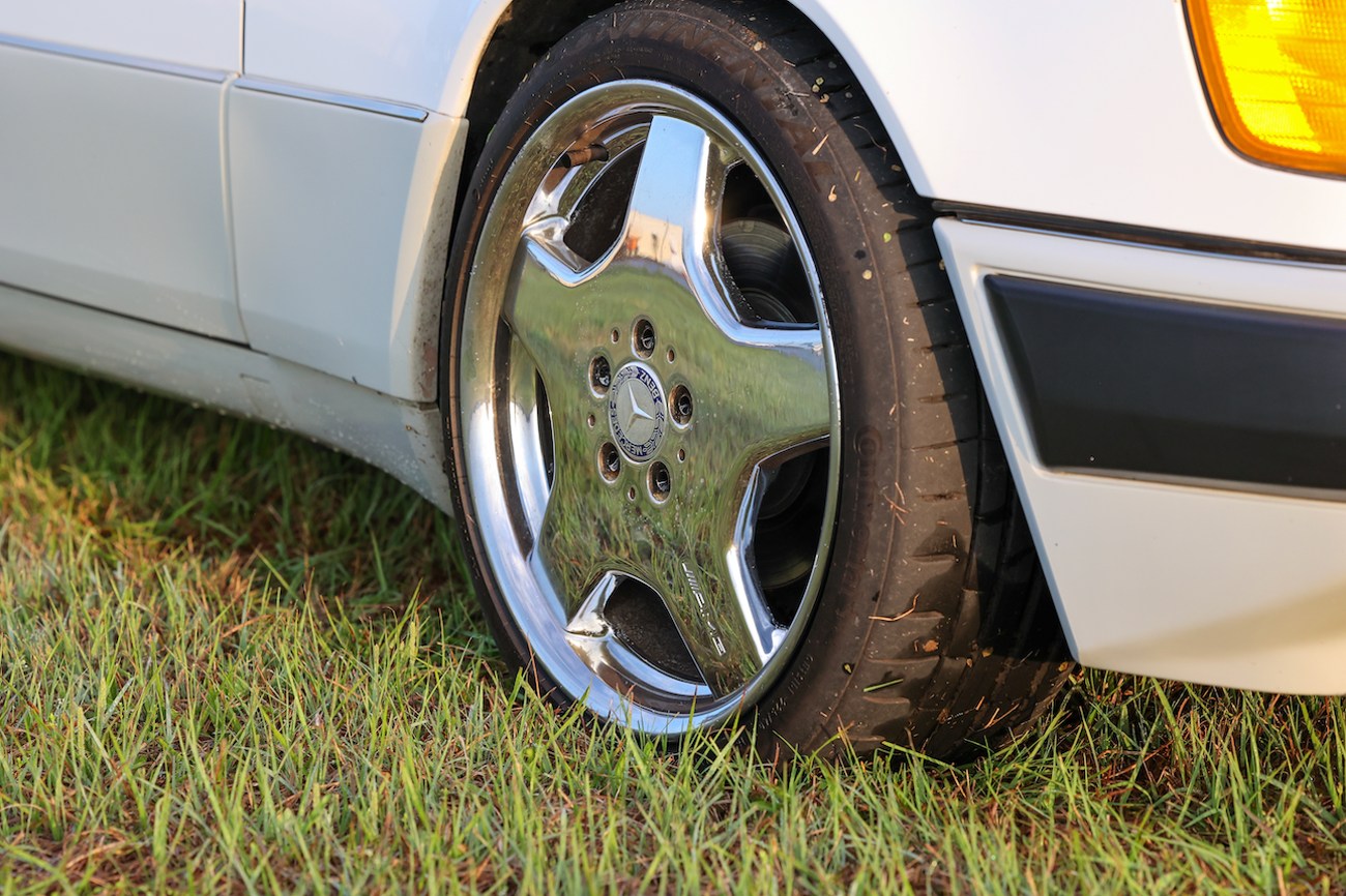 1992 Mercedes-Benz 300TE 5-Speed For Sale | The MB Market