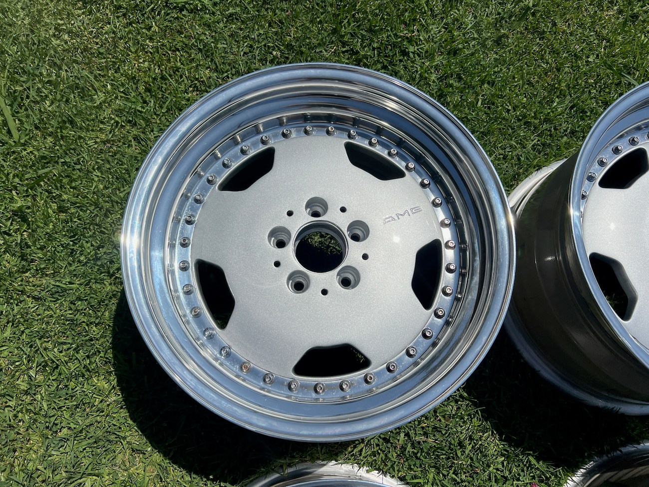 Staggered 3-piece 17