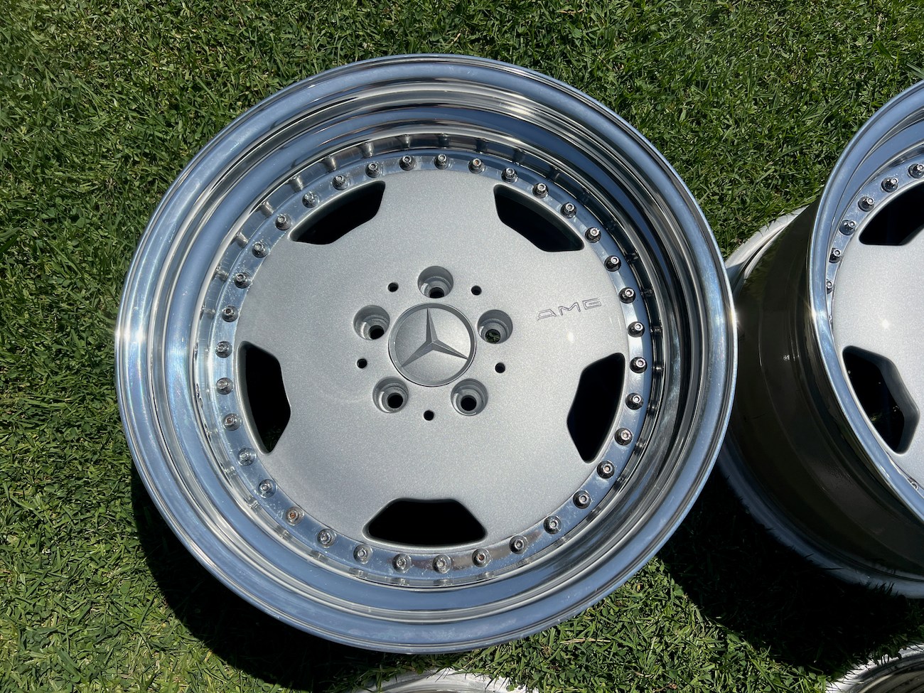 Staggered 3-piece 17