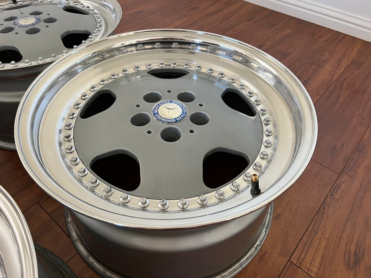 Axia Basic Rims Staggered 18