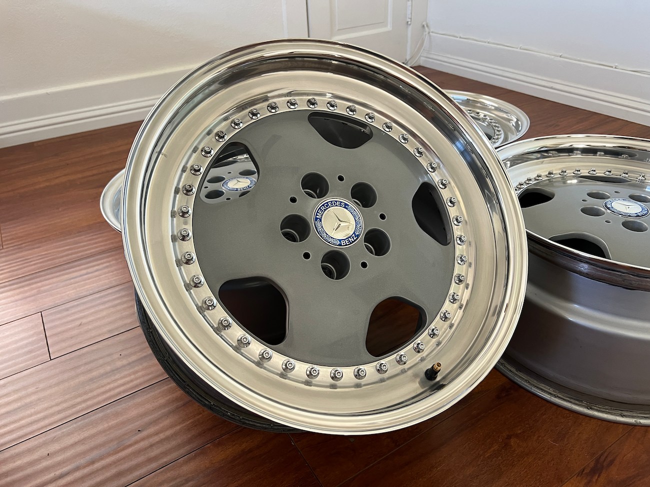 Axia Basic Rims Staggered 18