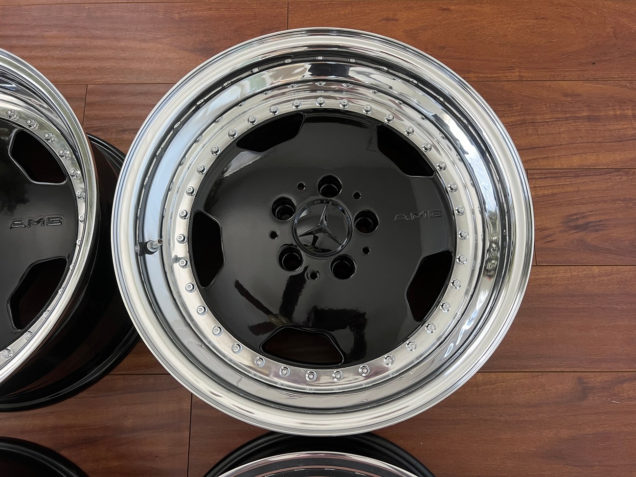 Staggered 3-piece 17