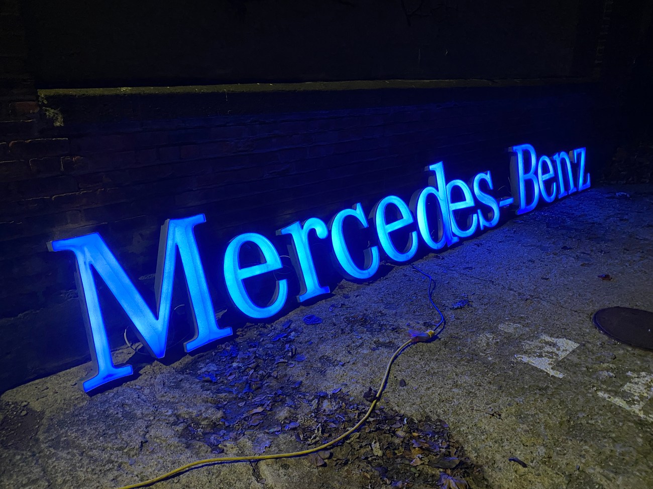 Original Mercedes-Benz Dealership Lettering For Sale | The MB Market
