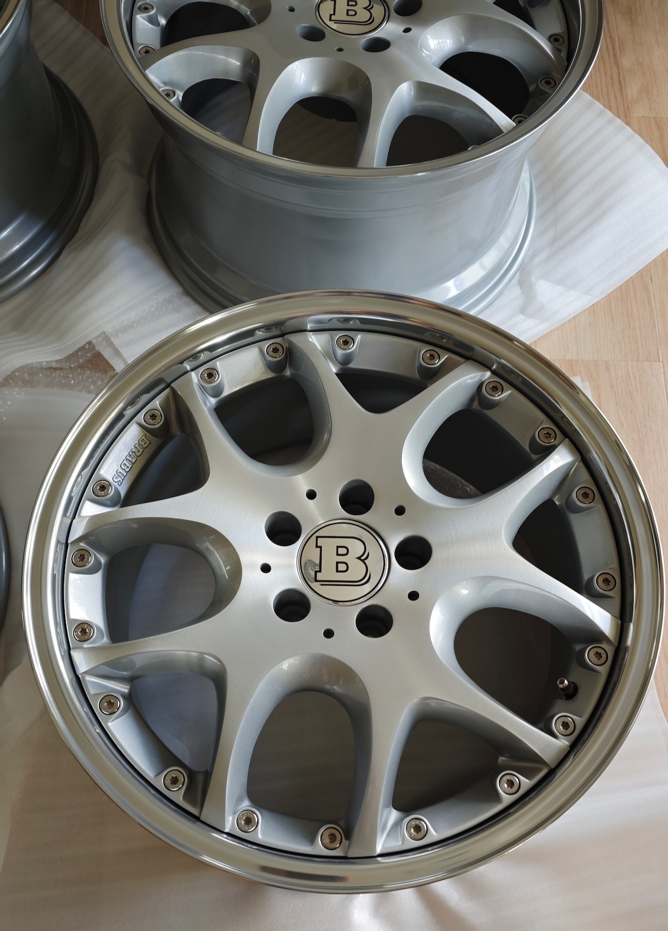 Staggered 2-Piece 18