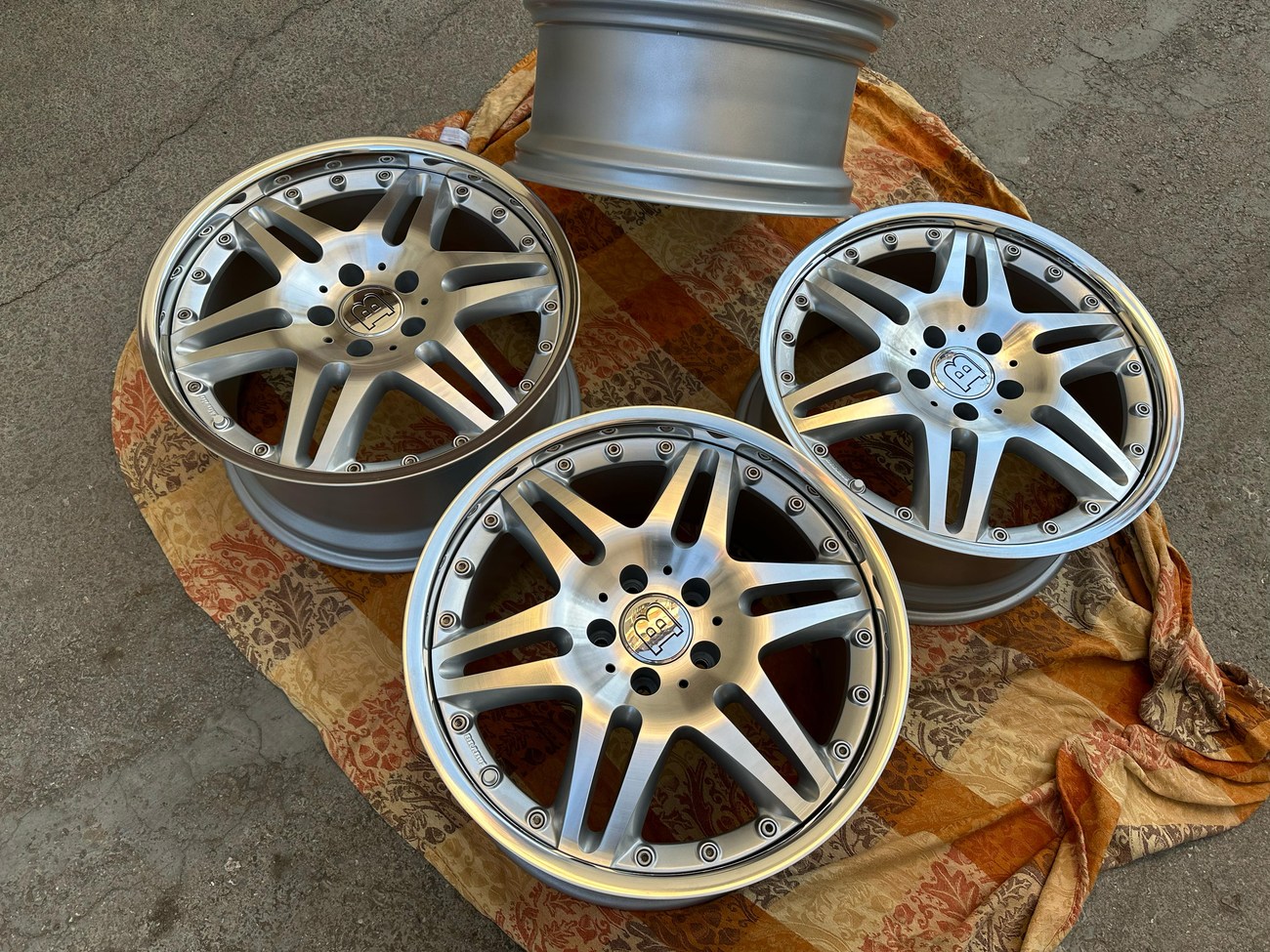 Authentic Staggered 18