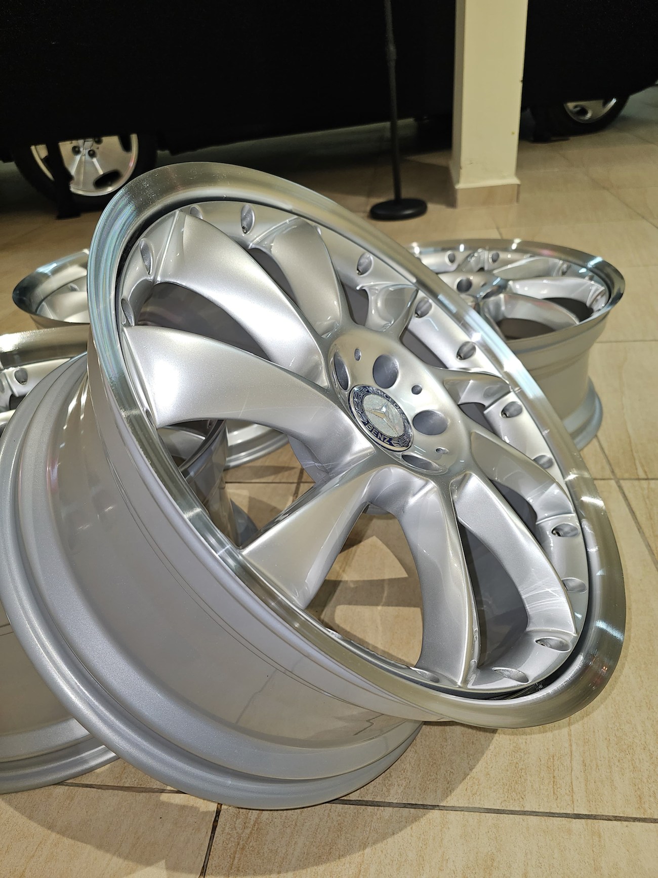 Lorber Rims Staggered 2-Piece 20