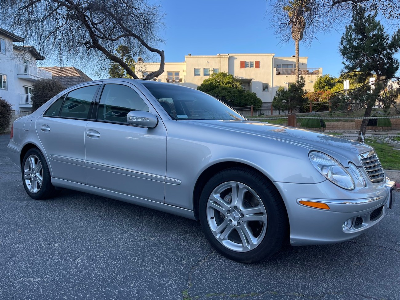 Extraordinary 2004 Mercedes E500 For Sale Gallery