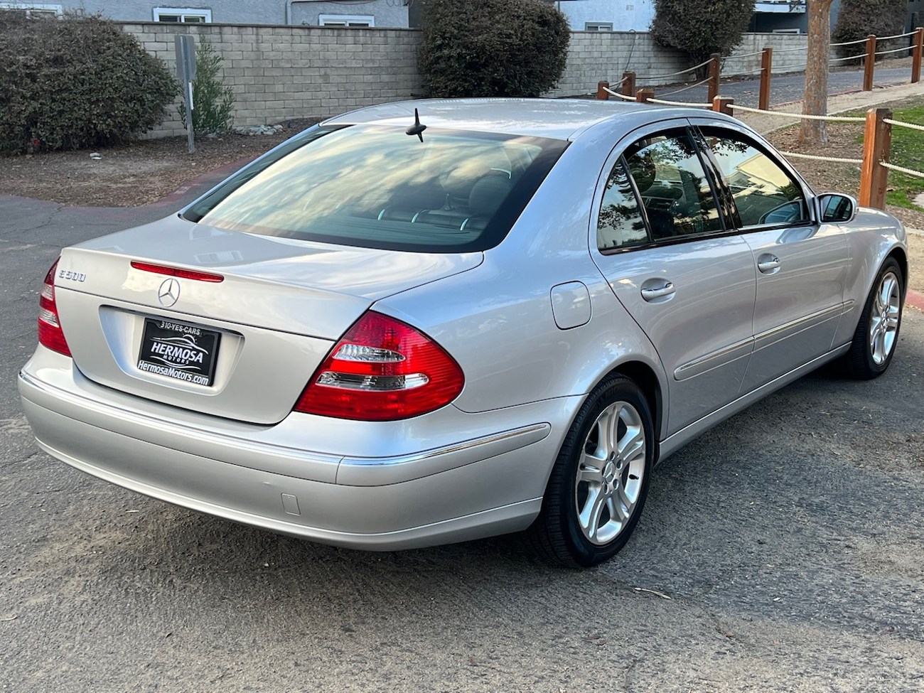 Extraordinary 2004 Mercedes E500 For Sale Gallery