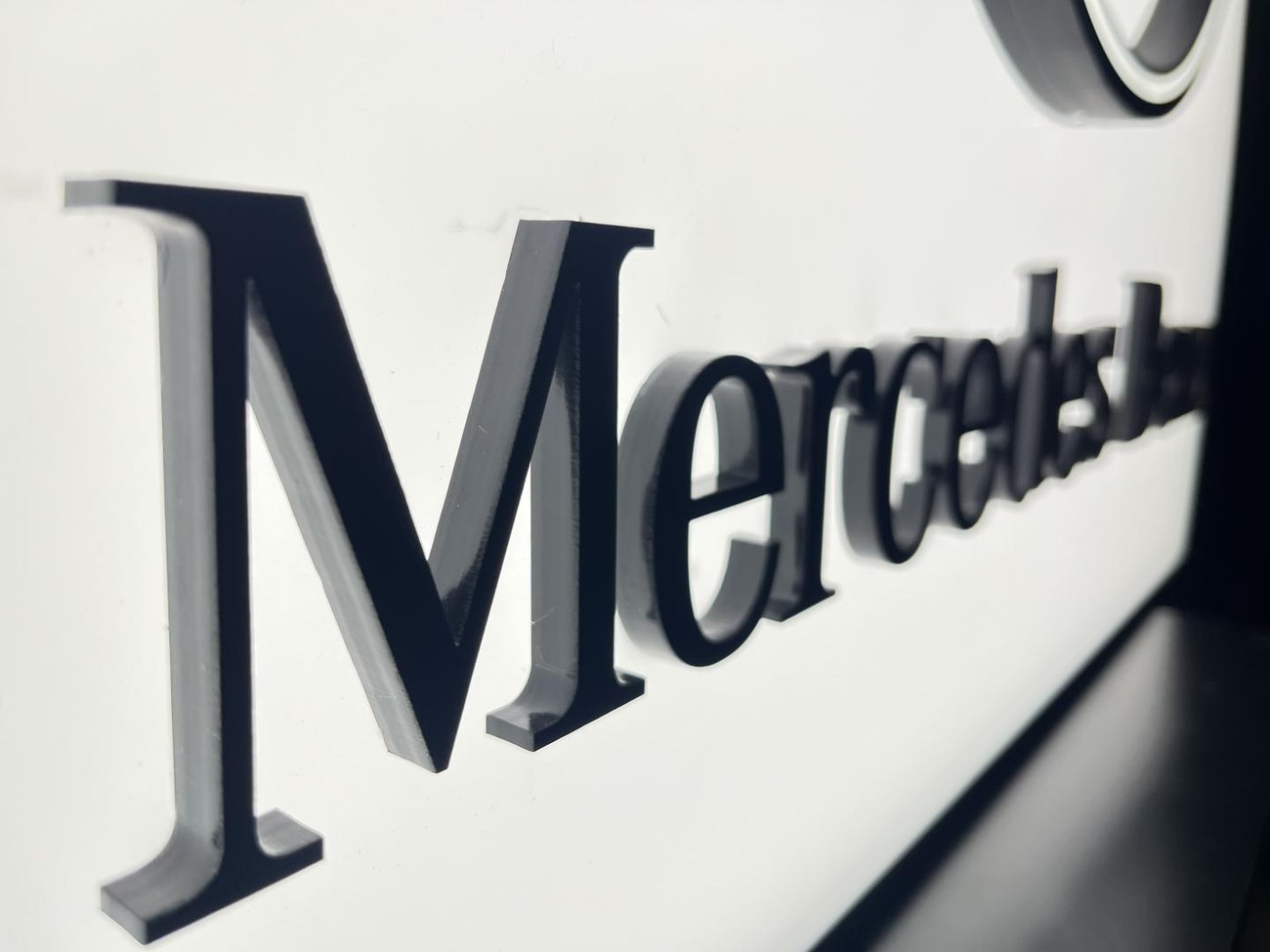 NO RESERVE: Original Mercedes-Benz Promotional Illuminated Sign For ...
