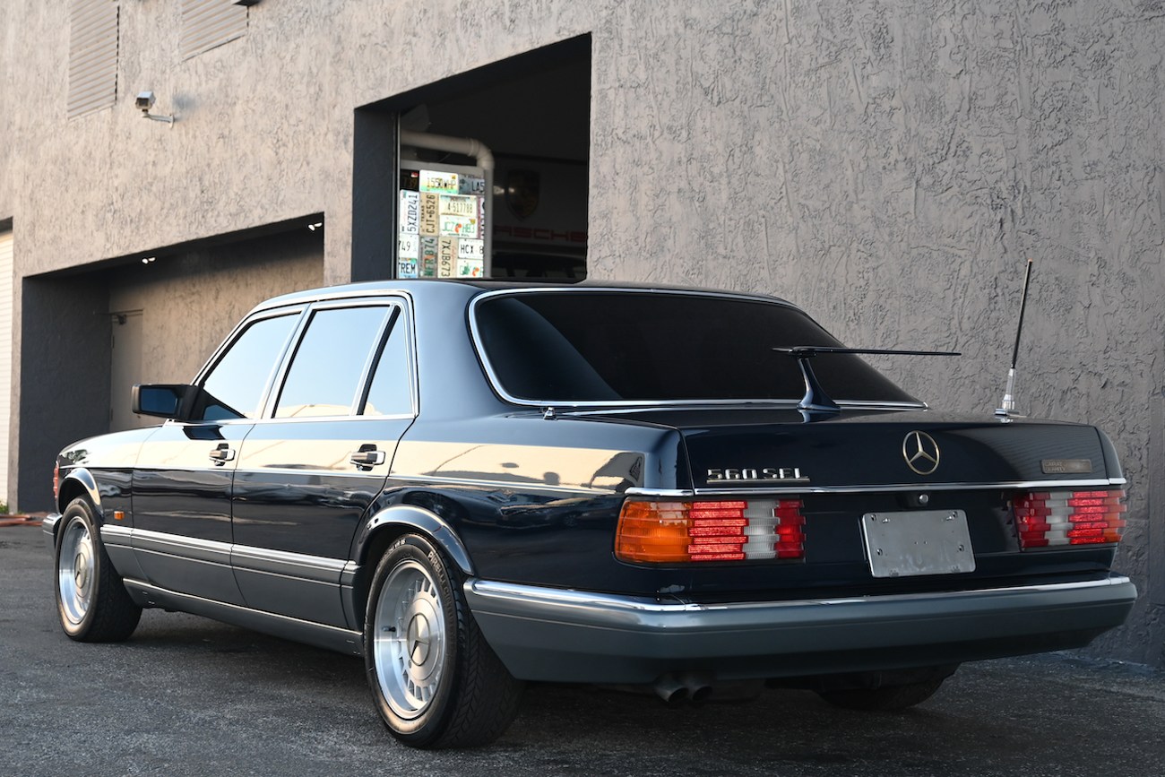 17kMile 1986 MercedesBenz 560SEL Carat Duchatelet (Clarity) For Sale