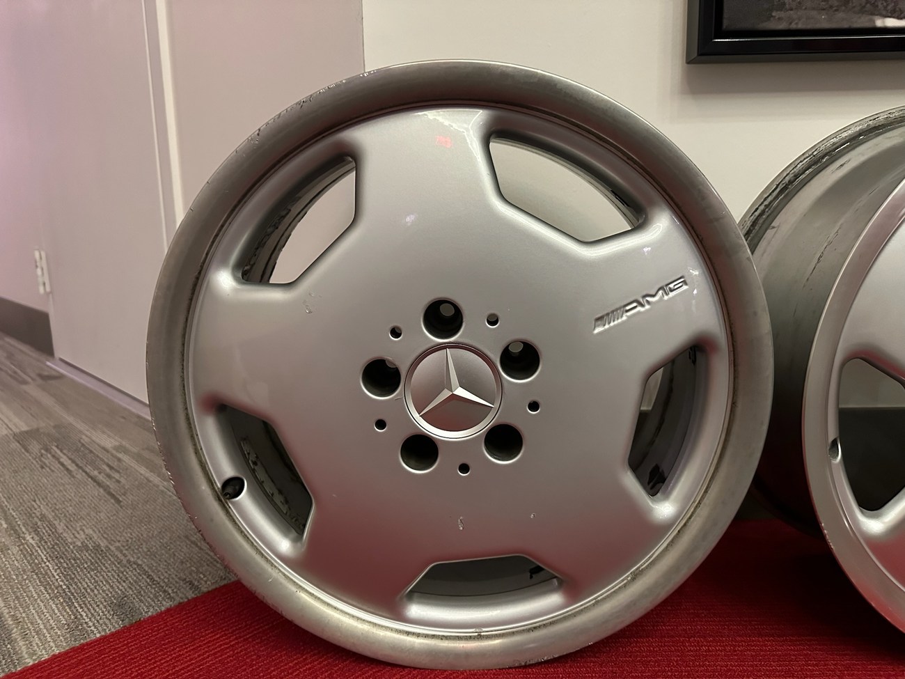 NO RESERVE: 17