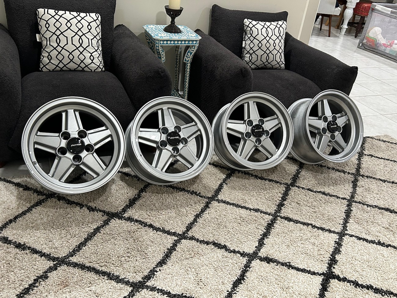 Ronal R9 Look Staggered 16