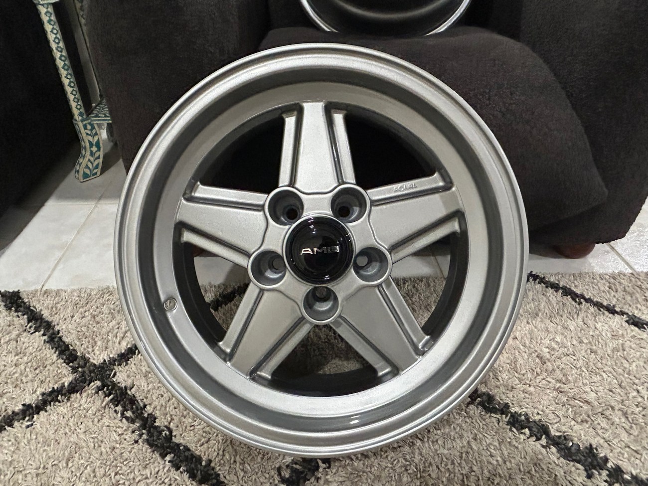 Ronal R9 Look Staggered 16