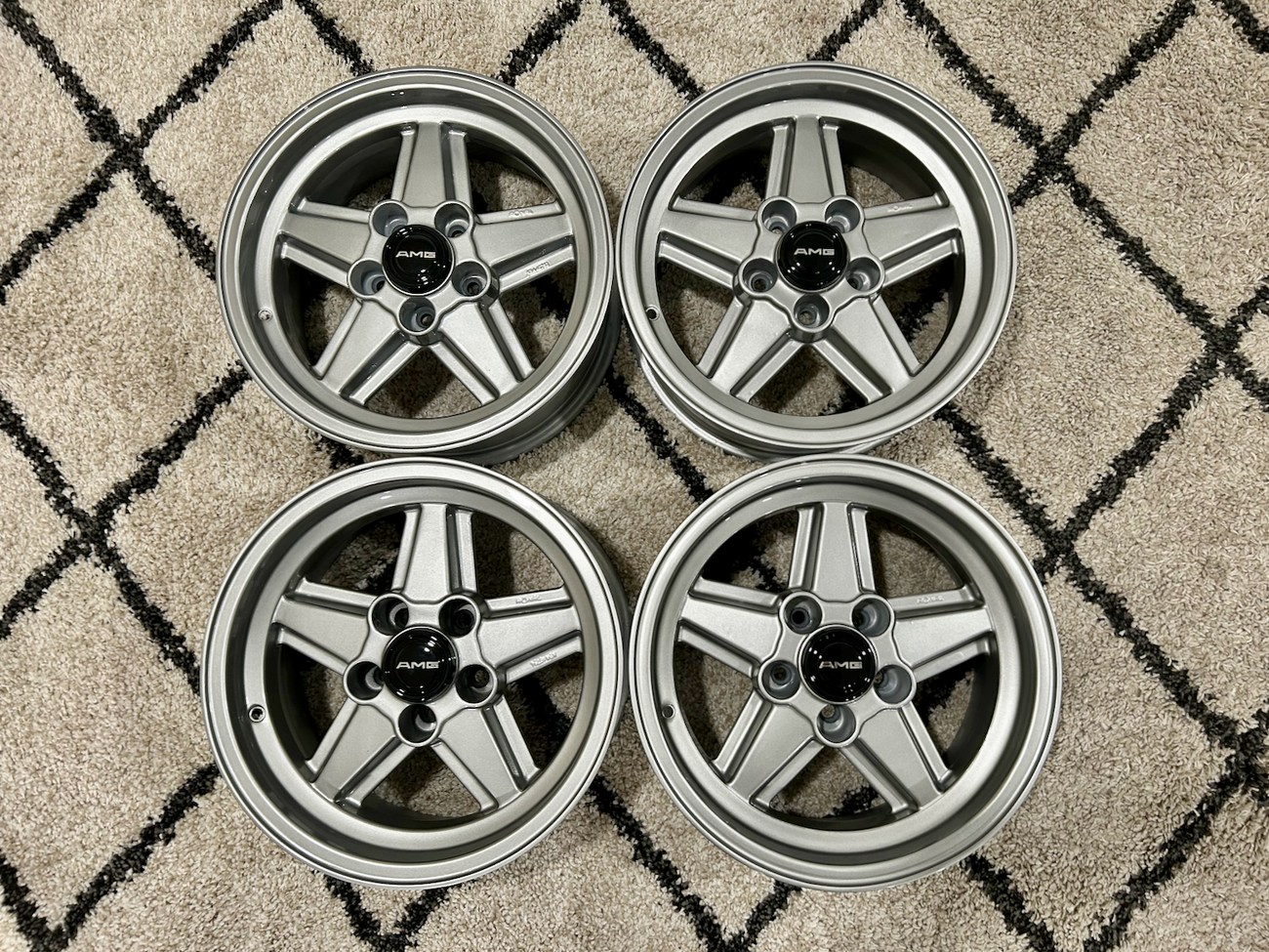 Staggered 16