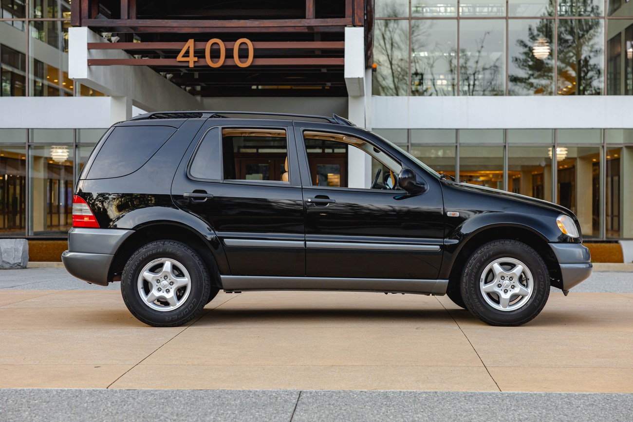 Mercededs Ml320 NO RESERVE: 1999 Mercedes-Benz ML320 w/53k Miles For Sale | The MB Market