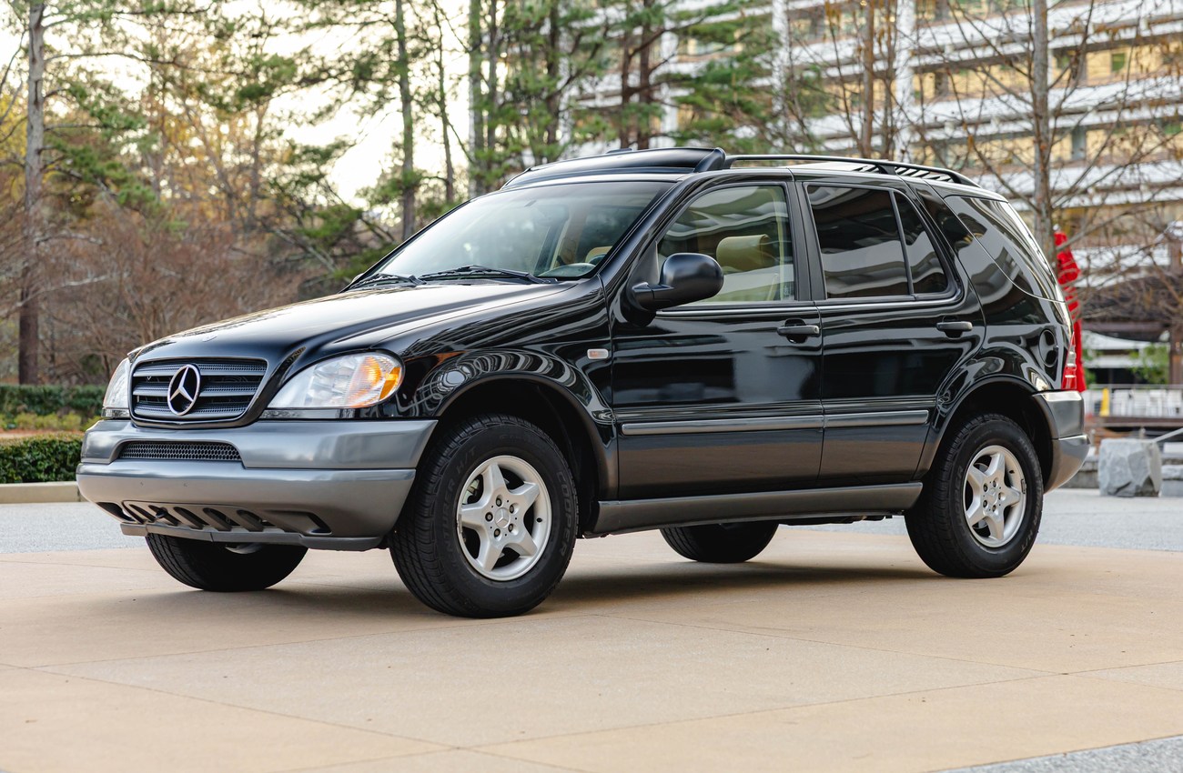 Mercededs Ml320 NO RESERVE: 1999 Mercedes-Benz ML320 w/53k Miles For Sale | The MB Market