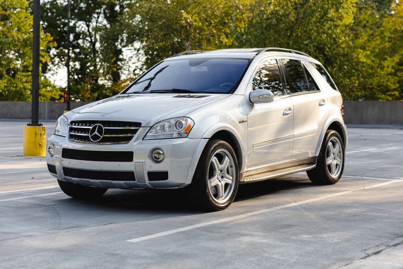Elegant 2008 Mercedes Benz Ml63 Amg Gallery