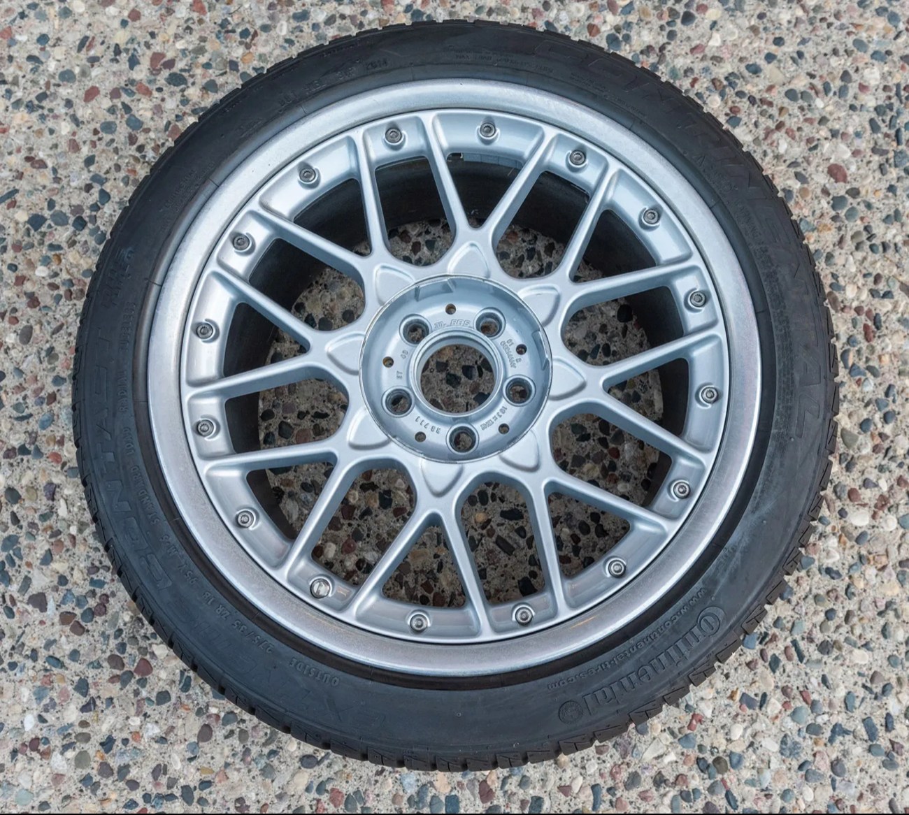 Staggered 2-Piece 18