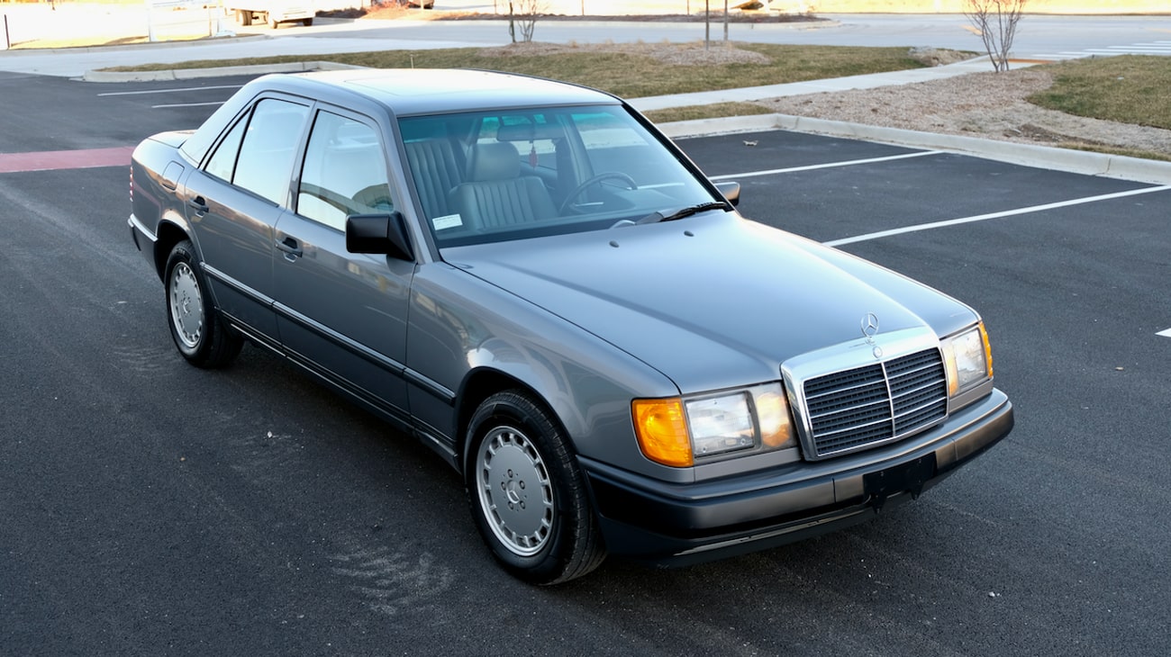 1988 Mercedes-Benz 260E w/26k Miles For Sale | The MB Market