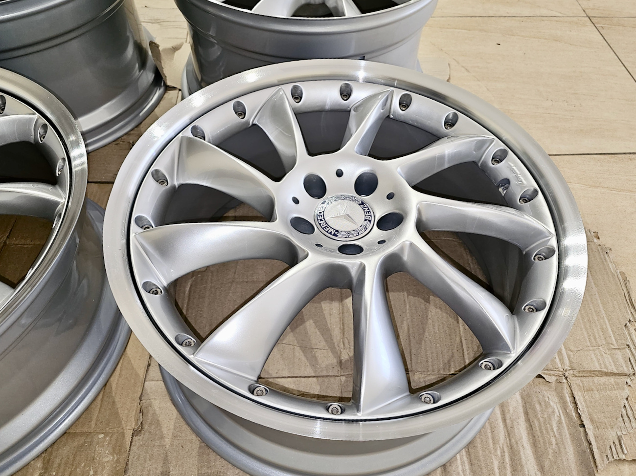 Staggered 2-Piece 20