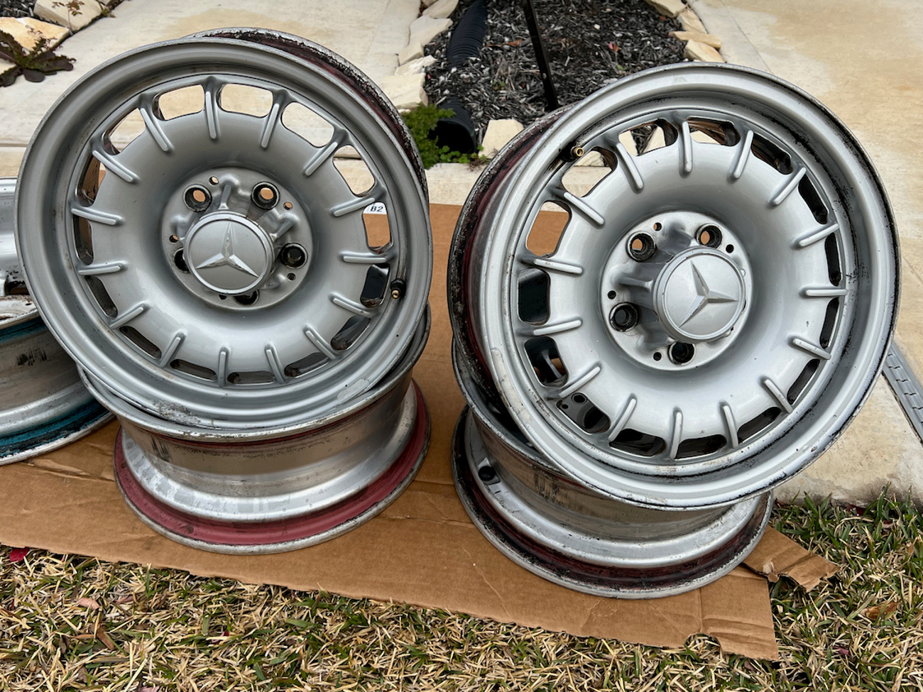 No Reserve Authentic Mercedes Benz Bundt Wheels For Sale The Mb