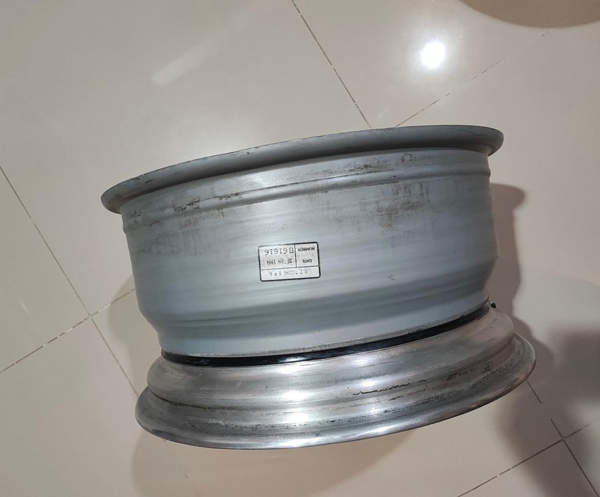 auction image