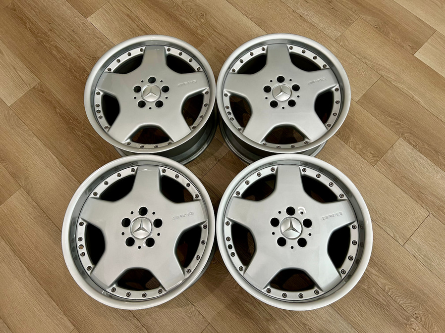 featured auction