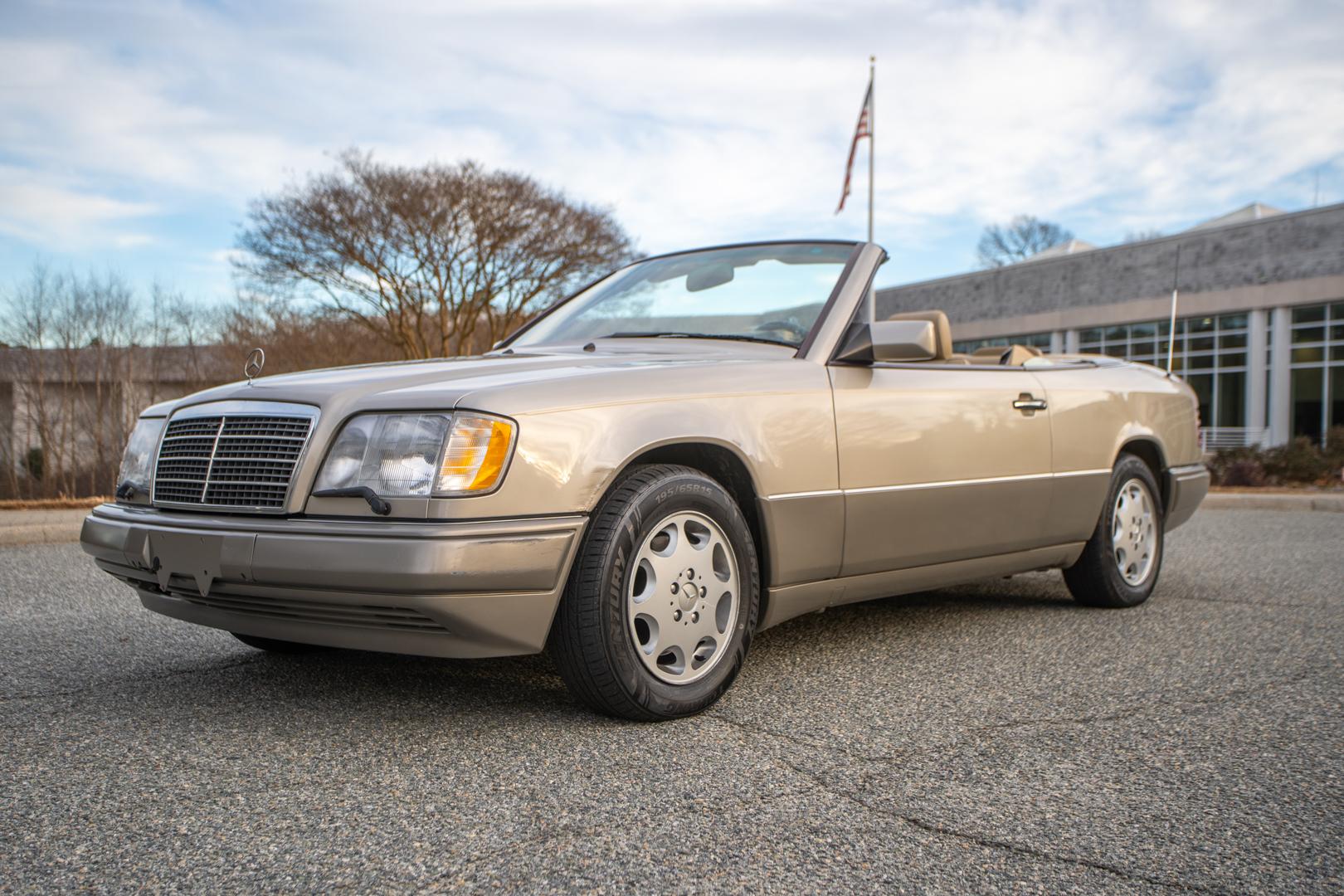 1994 Mercedes-Benz E-Class E320
