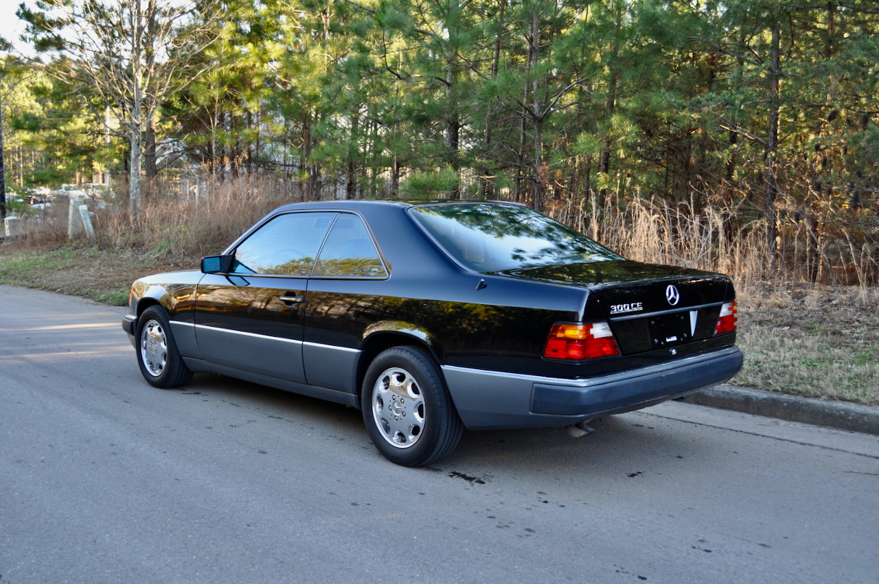 1993 Mercedes-Benz 300CE For Sale | The MB Market